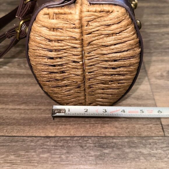 Womens Straw Handbag Shoulder Bag for Beach Travel and Everyday Use Dark Brown - Picture 7 of 11